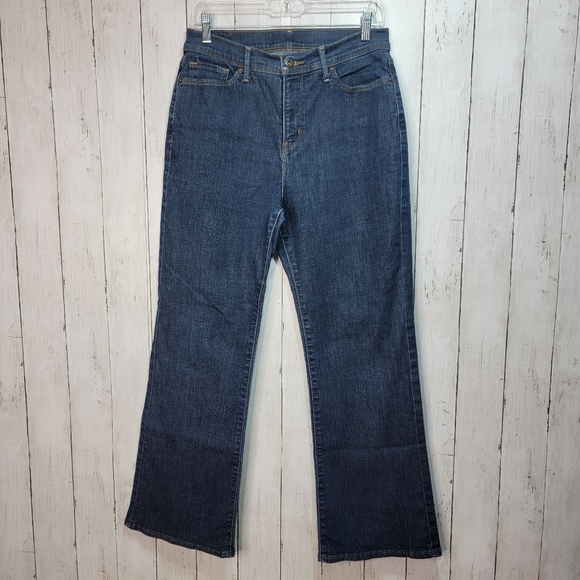Levi's Denim - Levi's Women's Blue Denim Hi-Rise Bootcut Jeans Size 10S Inseam 30".